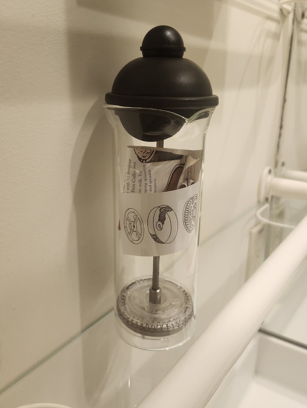 Bonjour Caffe Froth Maker 15 oz for Milk Cappuccinos Lattes Mocha Manual Frother
